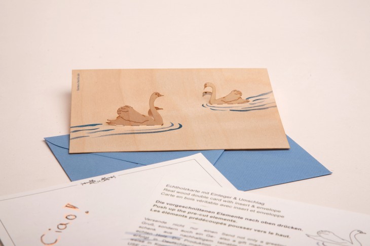 Swan - Wooden Greeting Card with Pop Up Motif - birch